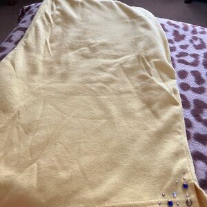 Quacker Factory yellow Bermuda shorts with Embellishments